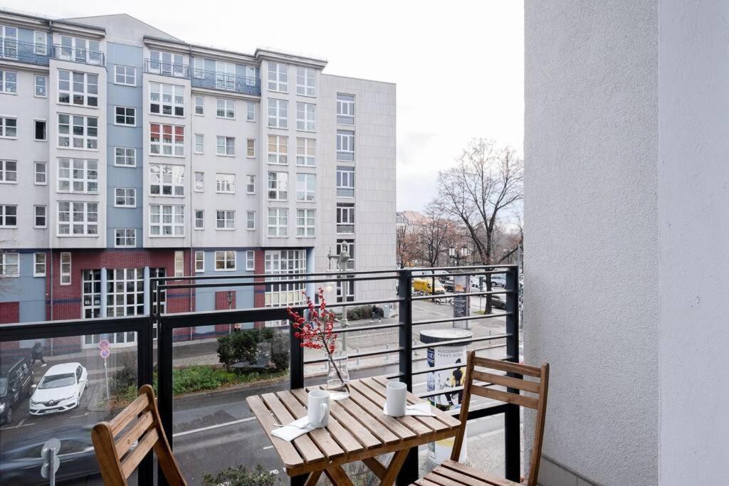 Appartement Sc 05 By Rockchair L Superhost Status L 2 Bedrooms Boxspringbeds Balcony Elevator - Cozy Family & Business Flair Welcomes You!