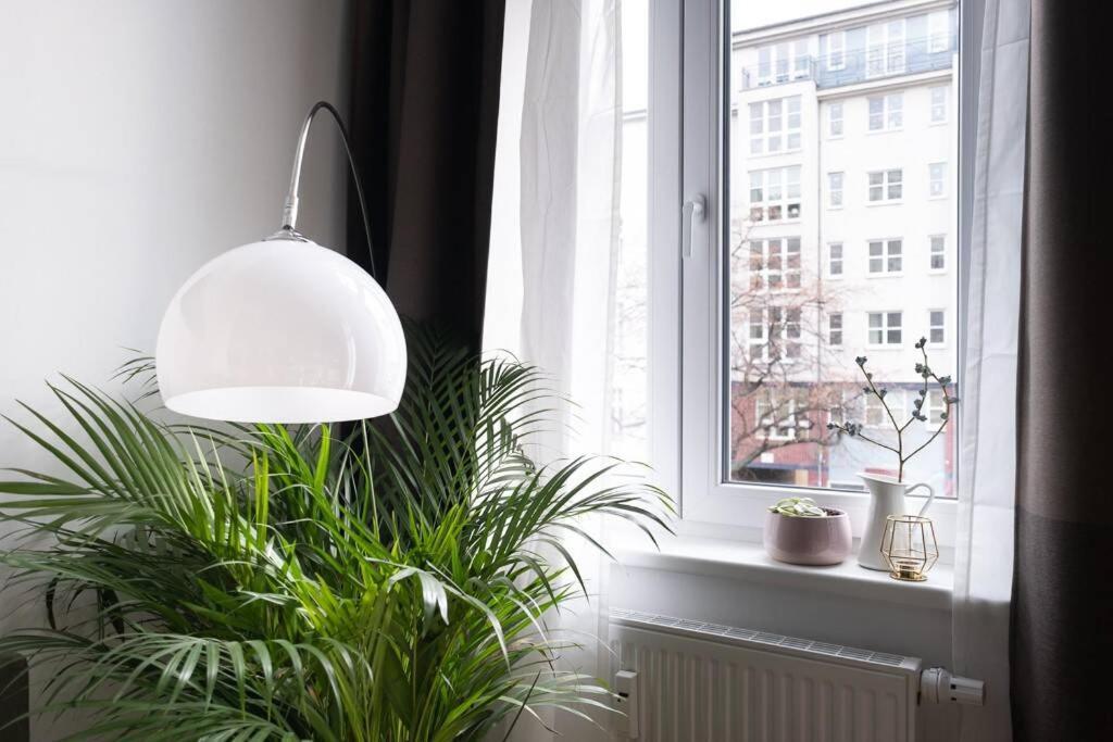 Appartement Sc 05 By Rockchair L Superhost Status L 2 Bedrooms Boxspringbeds Balcony Elevator - Cozy Family & Business Flair Welcomes You!
